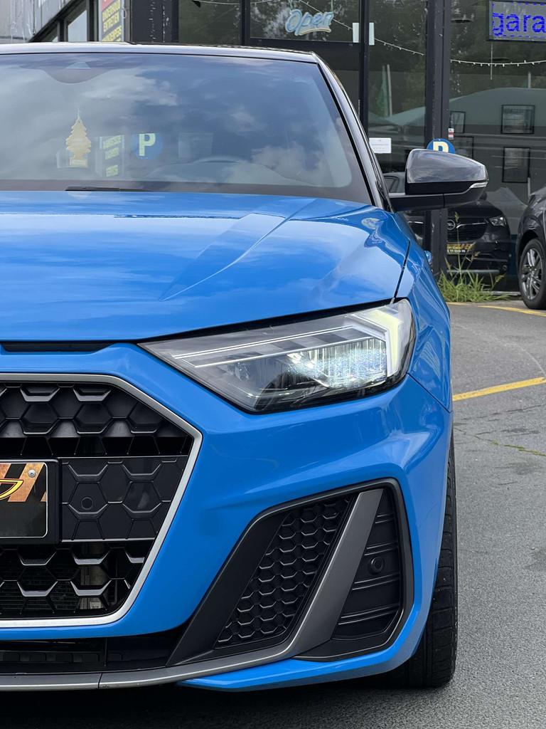 Audi A1 Sportback TFSI EURO VI* S line tronic garantie1, Auto's, Zwart, 1675 kg, 95 pk, Blauw
