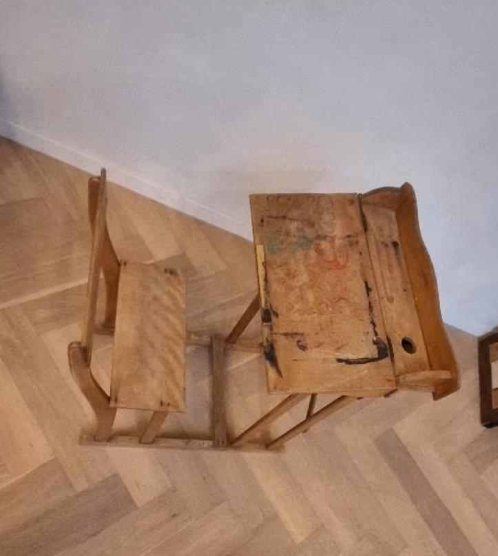 Houten lessenaar, Ophalen, Gebruikt, Tafel(s) en Stoel(en)