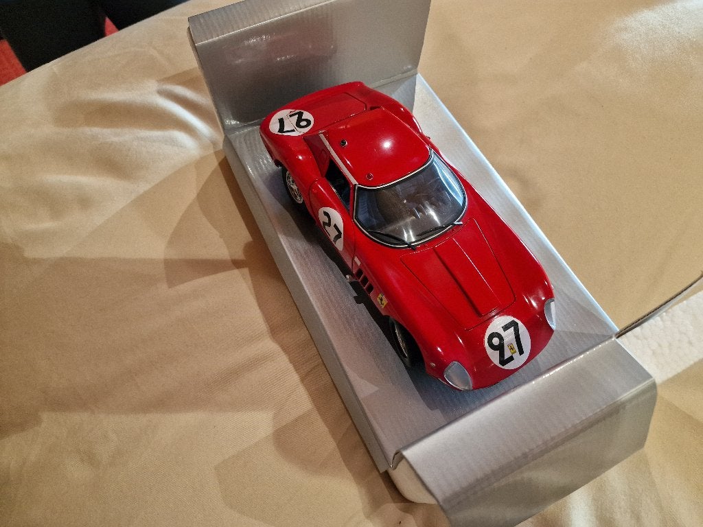 Ferrari 1:18 verzameling F1 en Le Mans  1 lot, Enlèvement, Neuf, Voiture, Autres marques