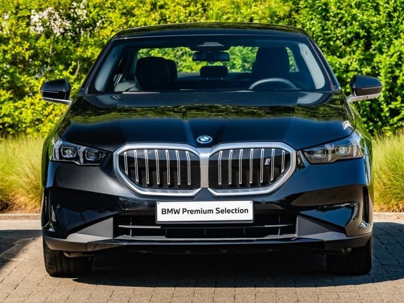 BMW i5 xDrive40 Berline, Auto's, Automaat, Zwart, I5, 5 deurs