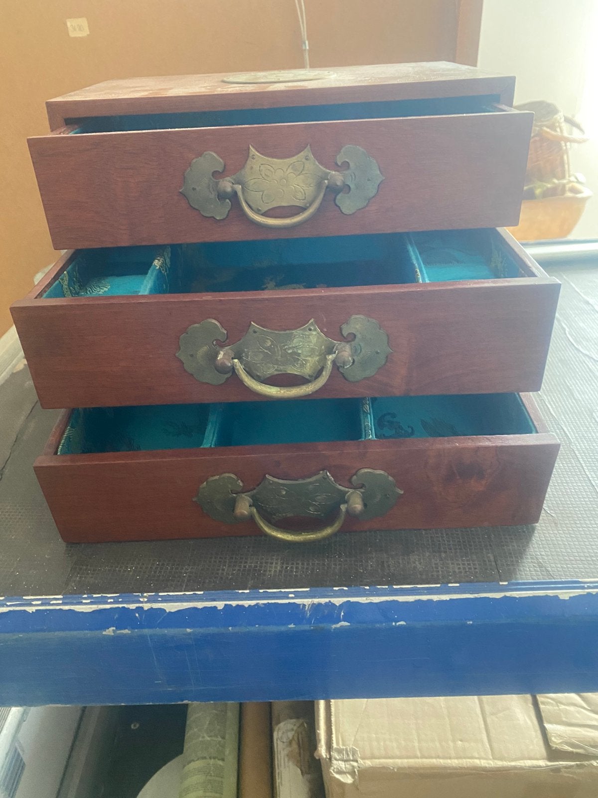 Coffre pour bijoux encien, Enlèvement, Comme neuf