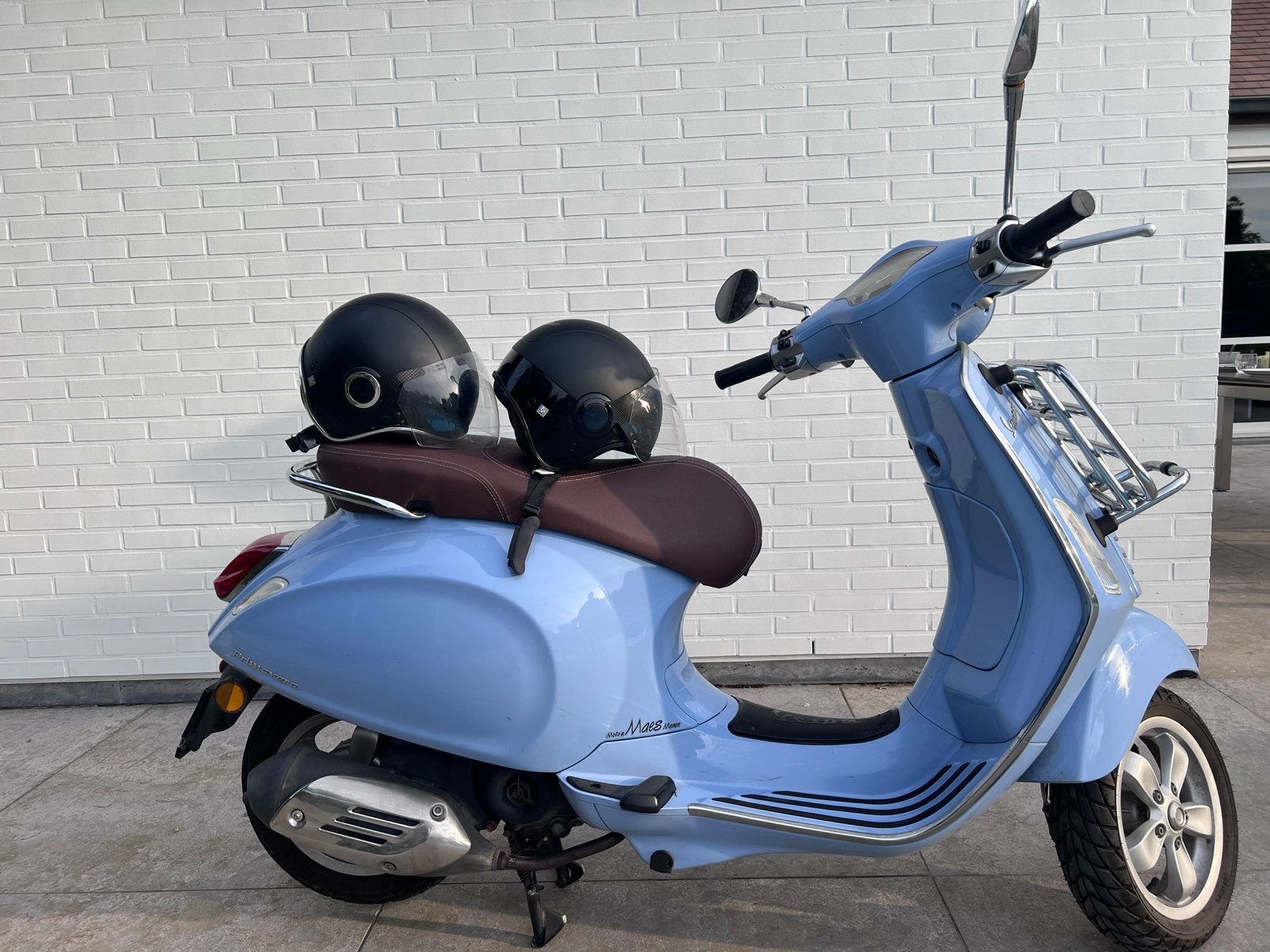 Vespa primavera 50 cc + helms en slot, Ophalen, Klasse B (45 km/u), Zo goed als nieuw