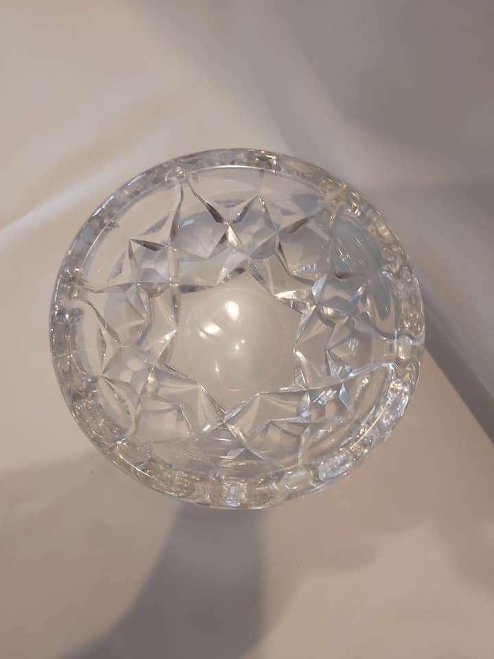 Bol en cristal. 142/BE., Enlèvement