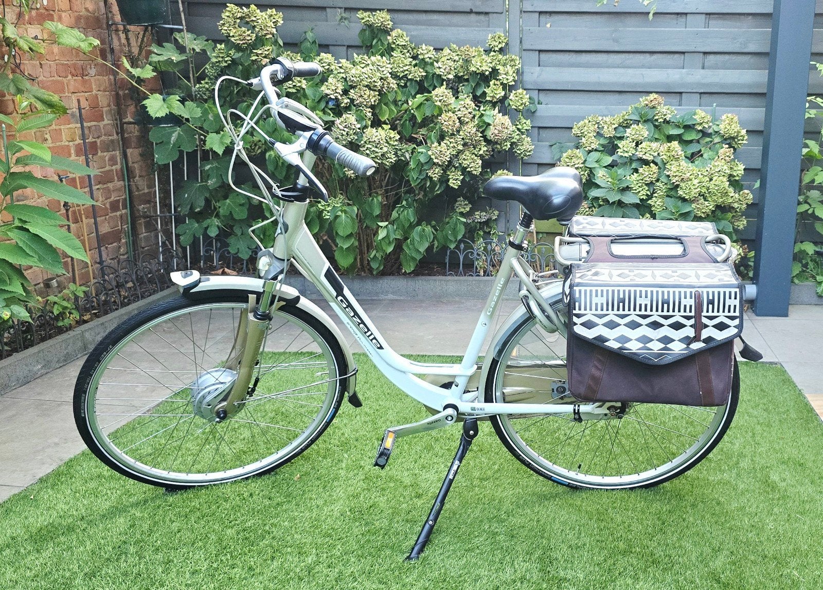 Electrische gazelle fiets met sterke batterij, Fietsen en Brommers, Ophalen, Gazelle, Versnellingen