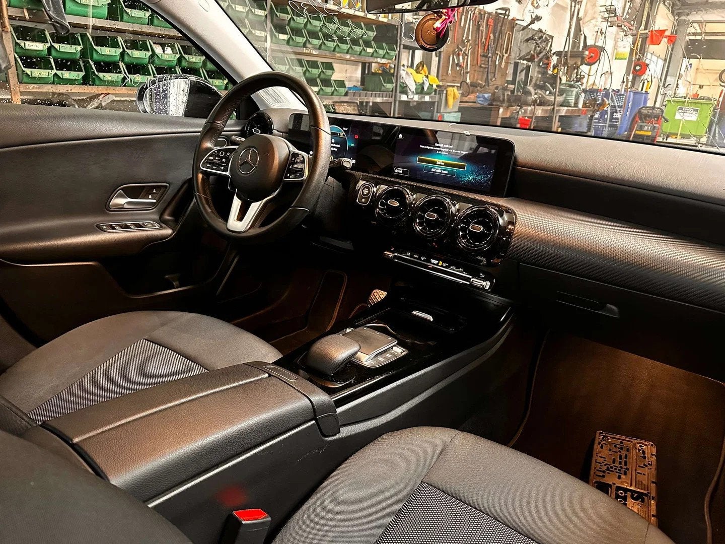 Mercedes-Benz A-CLASS 180 A 180 Business Line (automatique), Autos, 100 kW, Achat, Euro 6, Entreprise