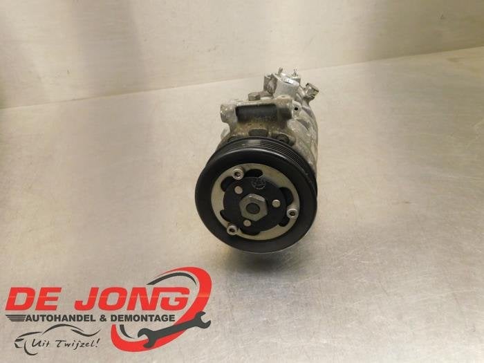 Pompe clim d'un Volkswagen Golf Sportsvan, Autos : Pièces & Accessoires, Autres pièces automobiles, Volkswagen, Utilisé, 3 mois de garantie