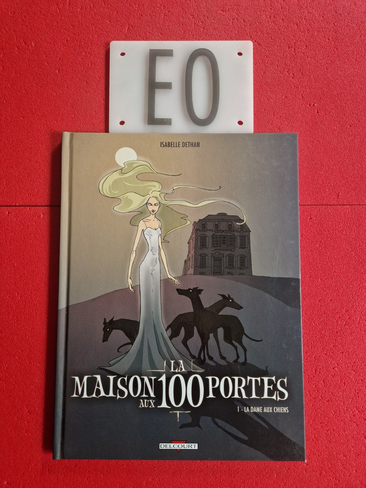 Bd la maison aux 100 portes 1,EO, Enlèvement ou Envoi