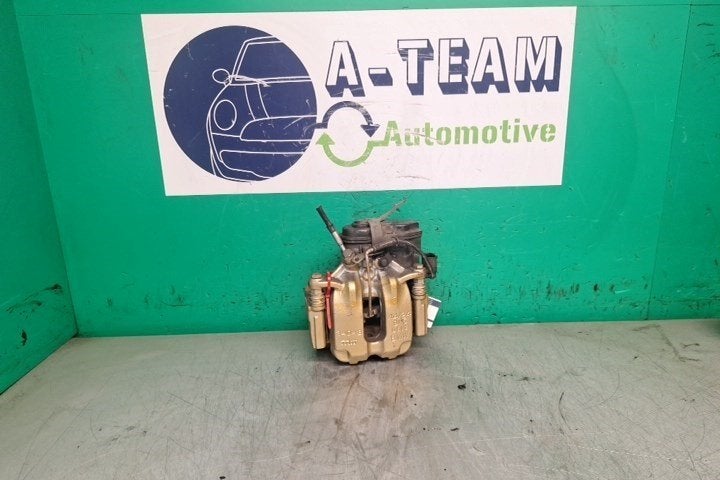 ETRIER DE FREIN ARRIÈRE DROIT BMW 5 serie (F10), Autos : Pièces & Accessoires, Freins & Transmission, Postoffice@zf.com, Löwentaler Straße 20
88046  Friedrichshafen, DE