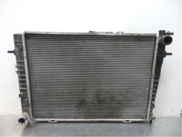 Radiateur van een Kia Sportage (Sportage 05-), -, -, Ophalen of Verzenden, -