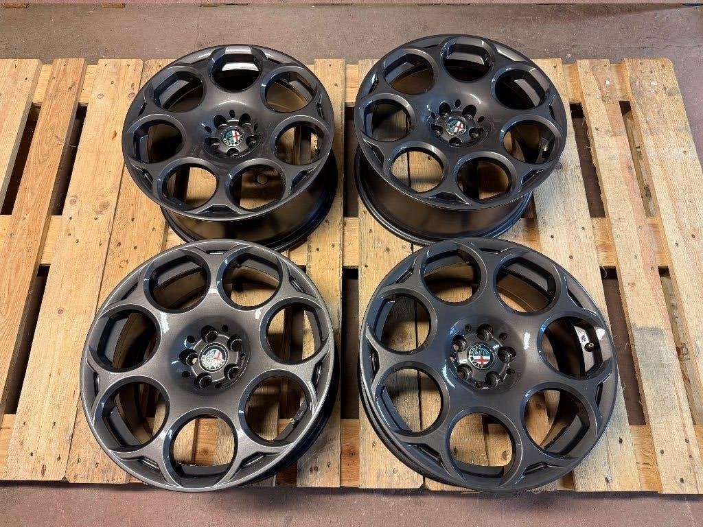 Alfa Romeo 18" GT Blackline velgen, Ophalen, 18 inch, Personenwagen, Velg(en)