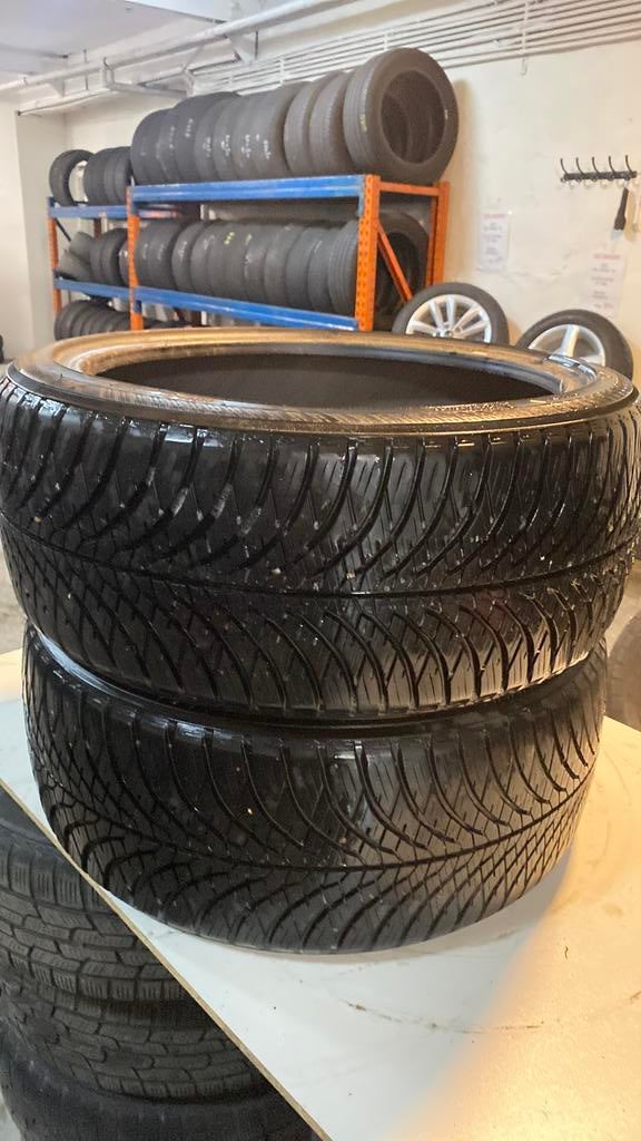 225/40/18-92w merk yokohama all seasoen per stuk 60 eur, Auto diversen, Auto-accessoires, Ophalen