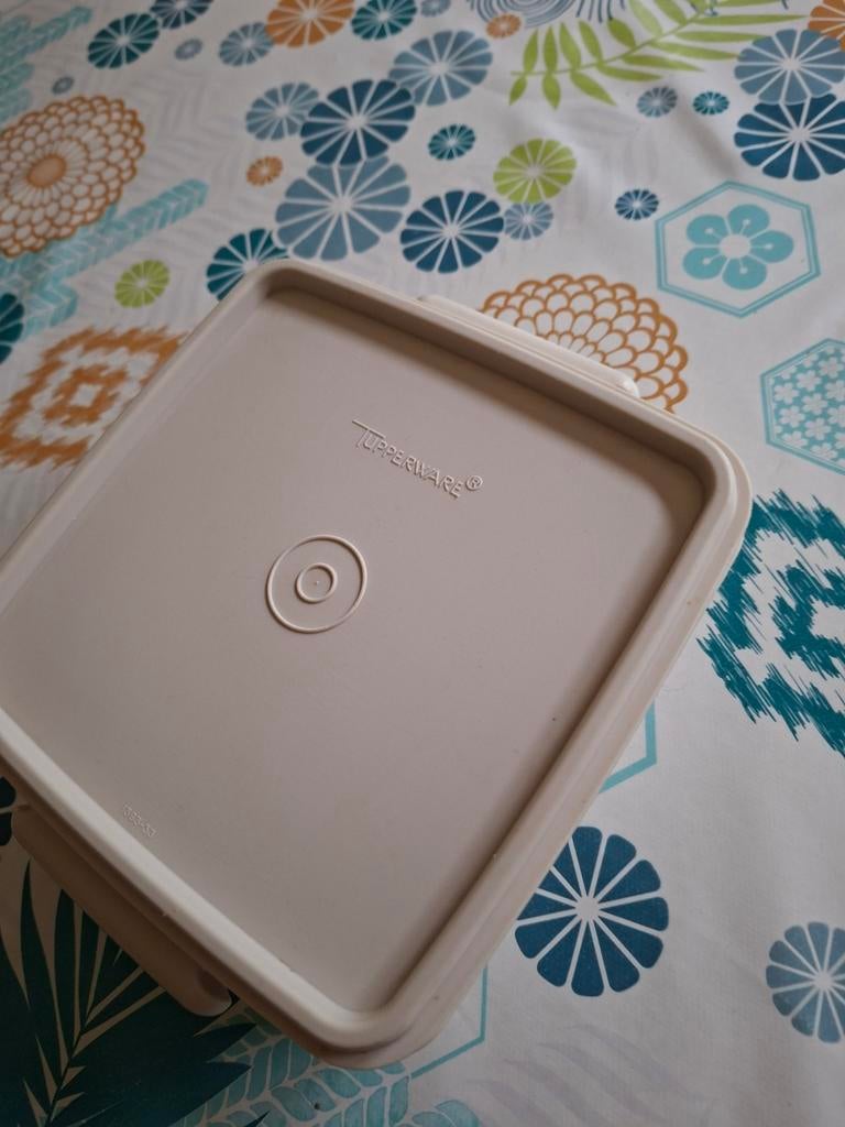 Boite Tupperware pour aliments., Enlèvement ou Envoi