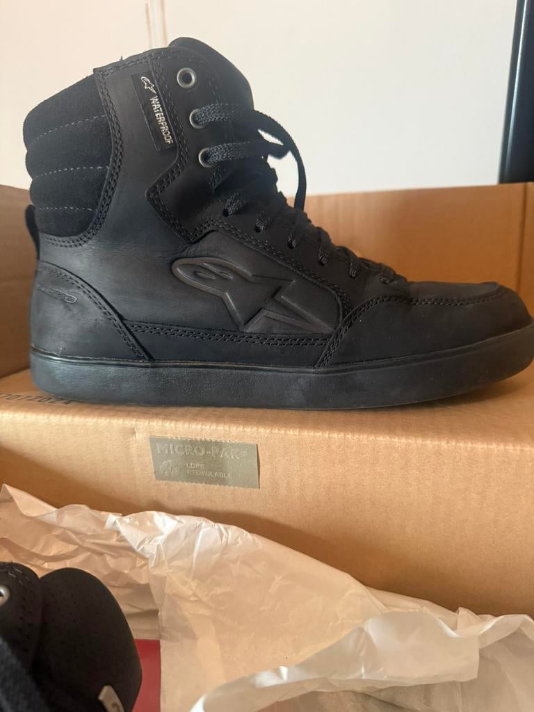 Alpinestars, Ophalen