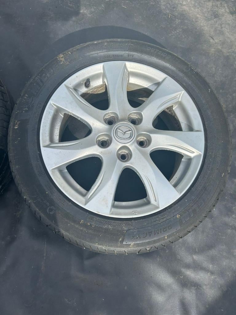 Jantes pour mazda 3 ou 5 entrax 5x114,3 pneus Michelin, Enlèvement