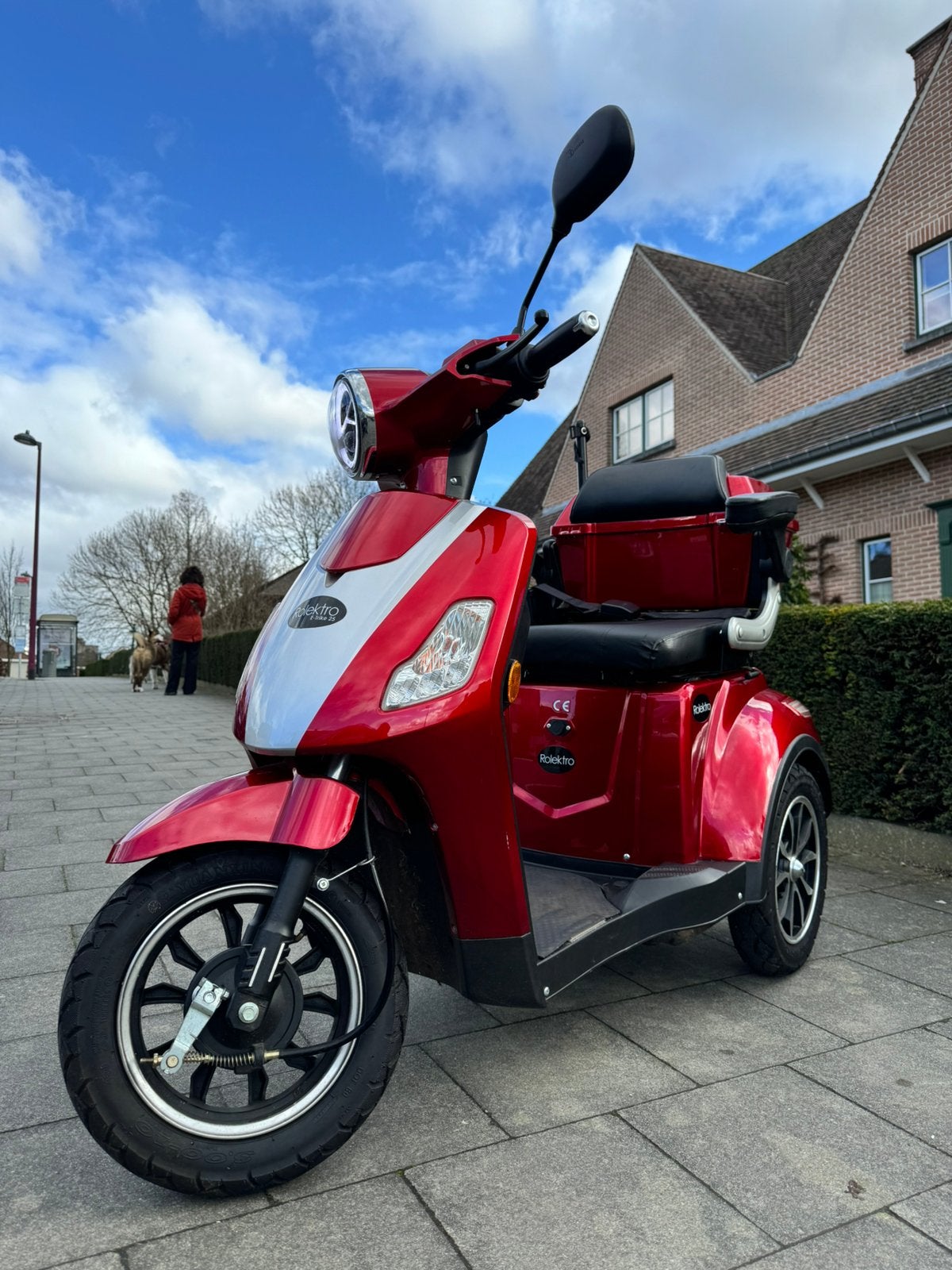 Lux Scootmobiel rolktro Driewiel Invalide scooter ( nieuwe ), Ophalen of Verzenden, Zo goed als nieuw