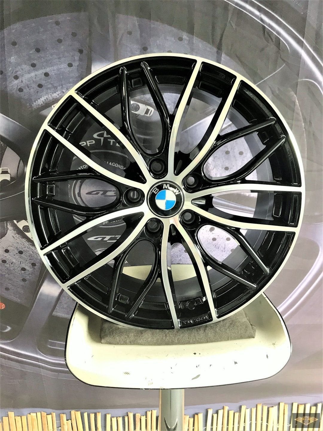 19 inch 5x112 BMW 1 Serie (F40) Styling 405M Look Velgen Nie, Autos : Pièces & Accessoires, Neuf, Véhicule de tourisme, -, 19 pouces