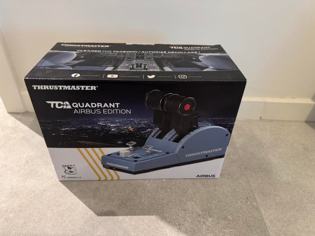 Accélérateur Thrustmaster TCA, Enlèvement ou Envoi, Comme neuf