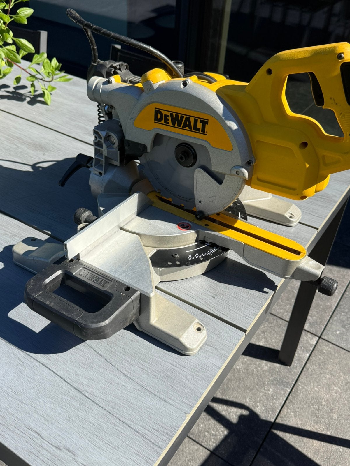 Dewalt dws777 Qs xps, Doe-het-zelf en Bouw, Ophalen of Verzenden, Zo goed als nieuw