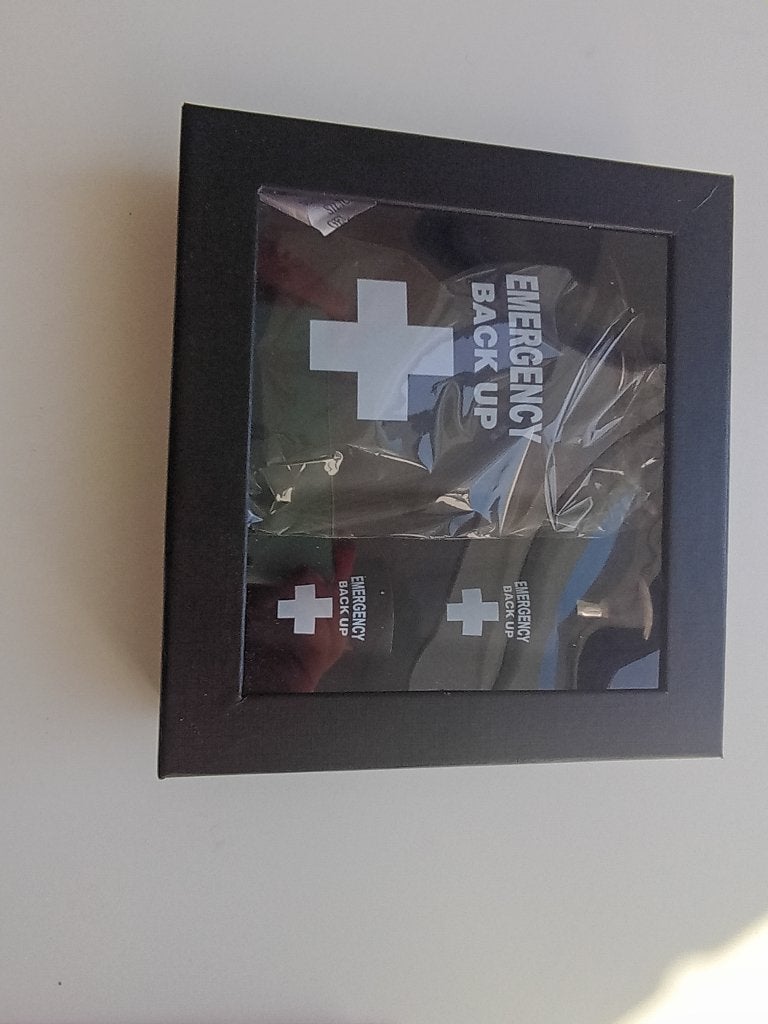 Geschenkdoos Heupfles & twee glaasjes, Ophalen of Verzenden, Nieuw