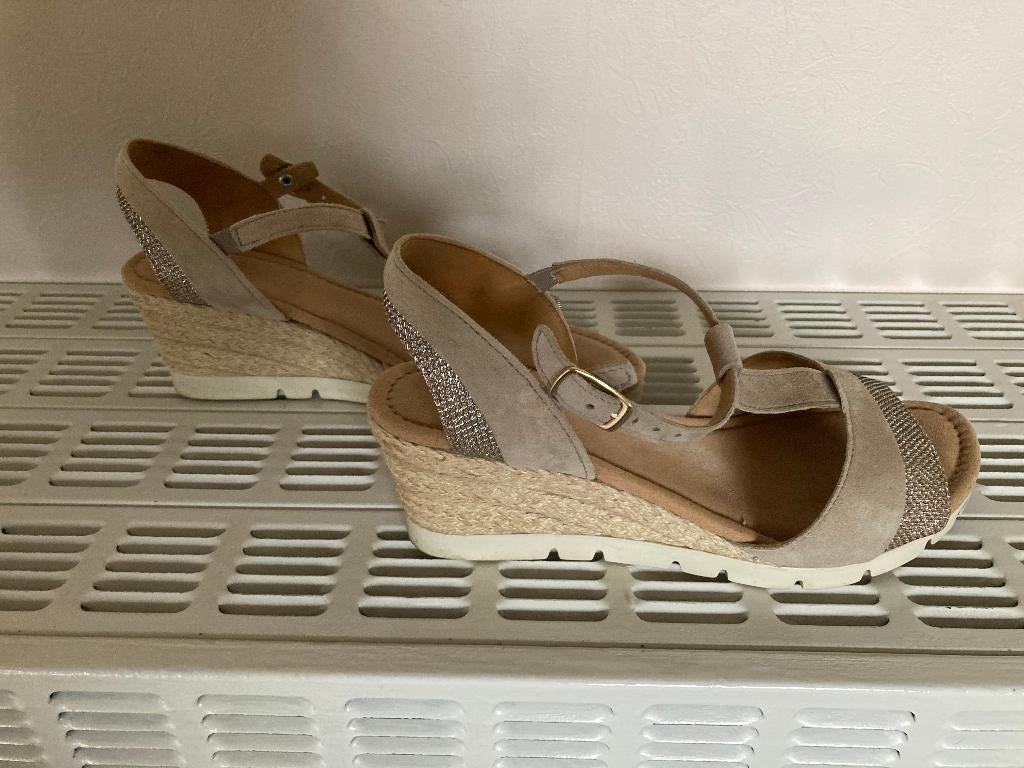 Beige schoenen in daim met glitter, Gabor, 39, 6G, Beige, Gabor, Ophalen of Verzenden, Zo goed als nieuw