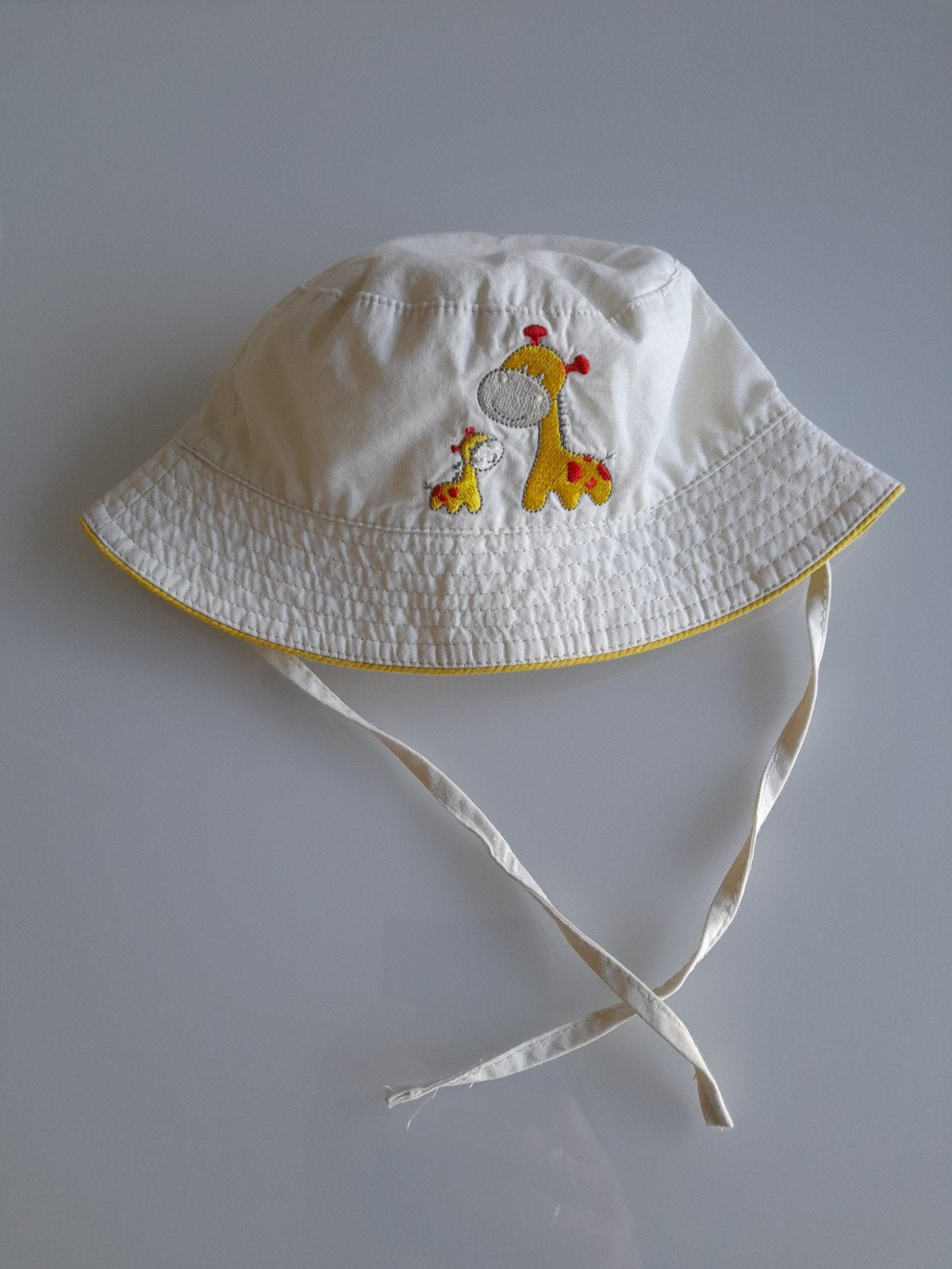 Zonnehoedje, Kinderen en Baby's, Babykleding | Petten en Hoeden, Ophalen, Gebruikt, Jongetje of Meisje, Hoed