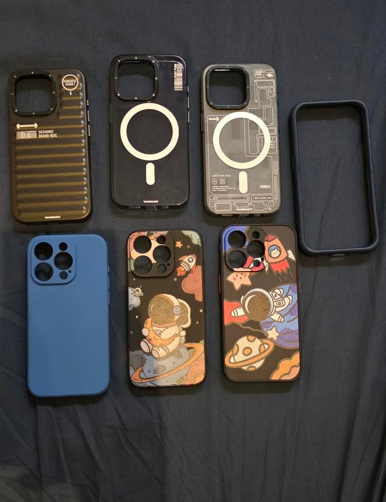 COQUE IPHONE 15 PRO, Frontje of Cover, Zo goed als nieuw, Apple, IPhone 15 Pro
