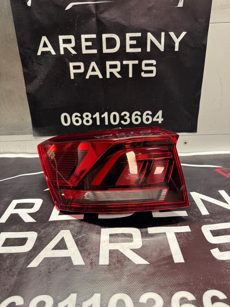 Volkswagen T-Roc 2GA Achterlicht Links Buiten Led 2GA945095D, Autos : Pièces & Accessoires, Éclairage, Volkswagen, Utilisé, Enlèvement ou Envoi