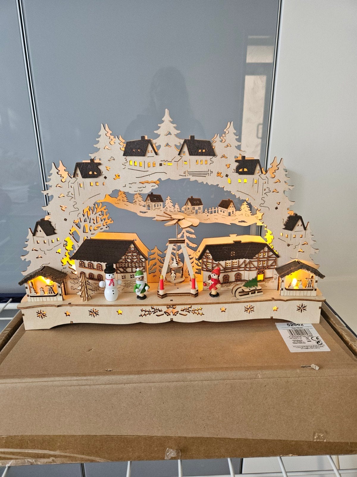 kerstdorp in goede staar met bateryen 10 euro, Diversen, Ophalen