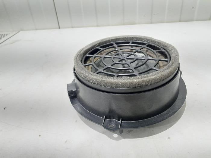 Haut-parleur d'un Audi Q3, -, 3 mois de garantie, Audi, Utilisé