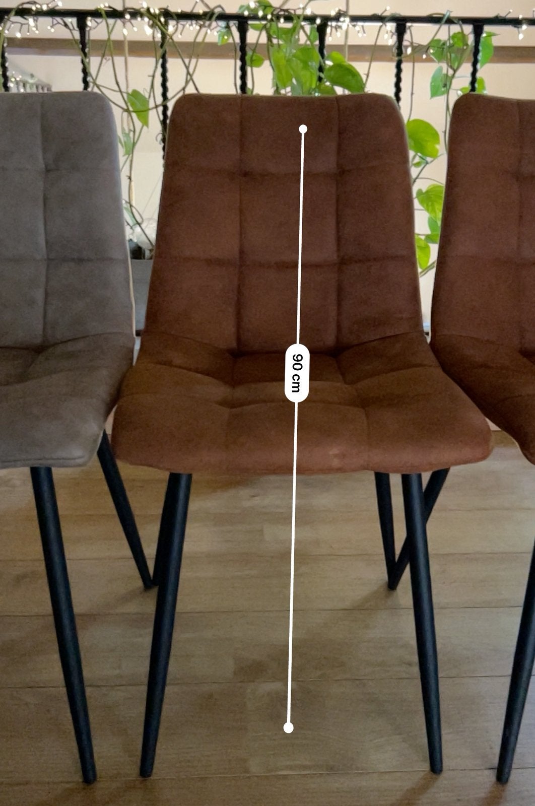 Set van 4 Moderne Eetkamerstoelen, Enlèvement, Comme neuf, Gris