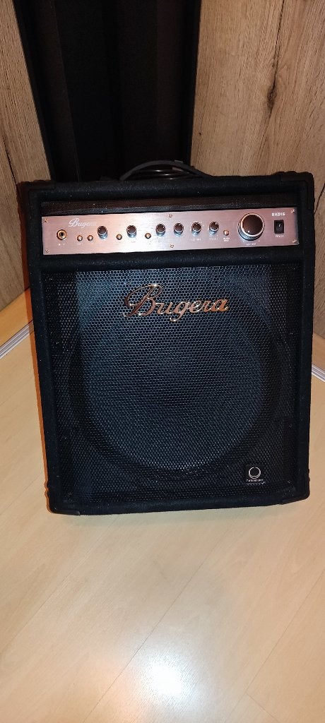 Bassversterker Bugera BXD15, Musique & Instruments, Instruments à corde | Guitares | Basses, Enlèvement