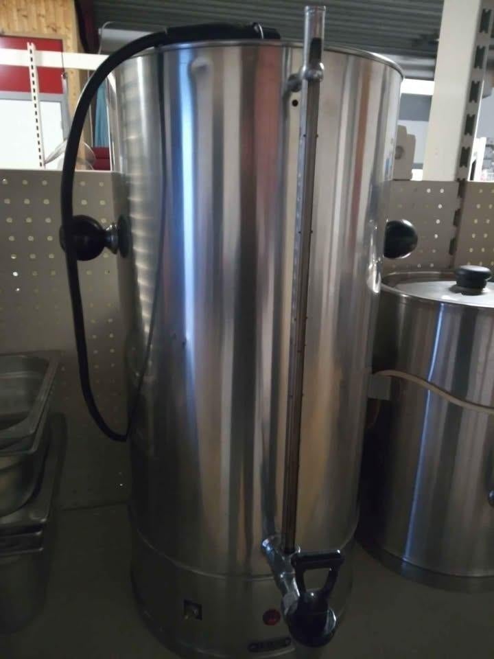 warme drank container 20 liter merk Animo, Ophalen