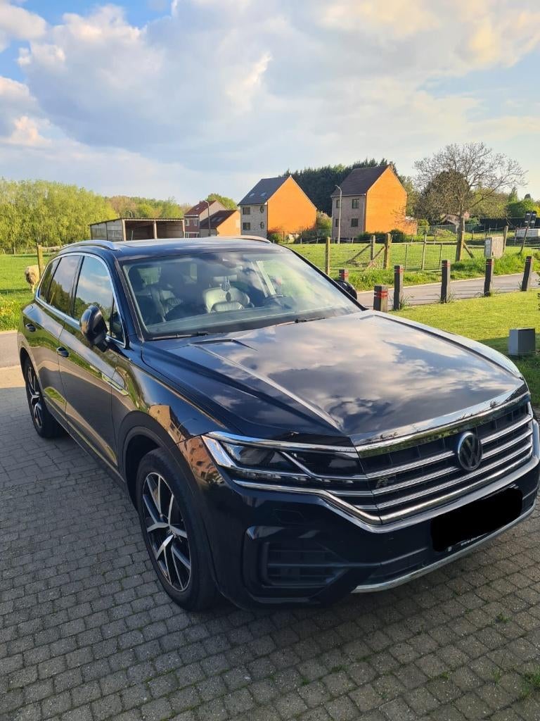 Volkswagen Touareg V6 3.0 TDI R-Line – FULL OPTIONS –, Auto's, Automaat, Zwart, Leder, Particulier