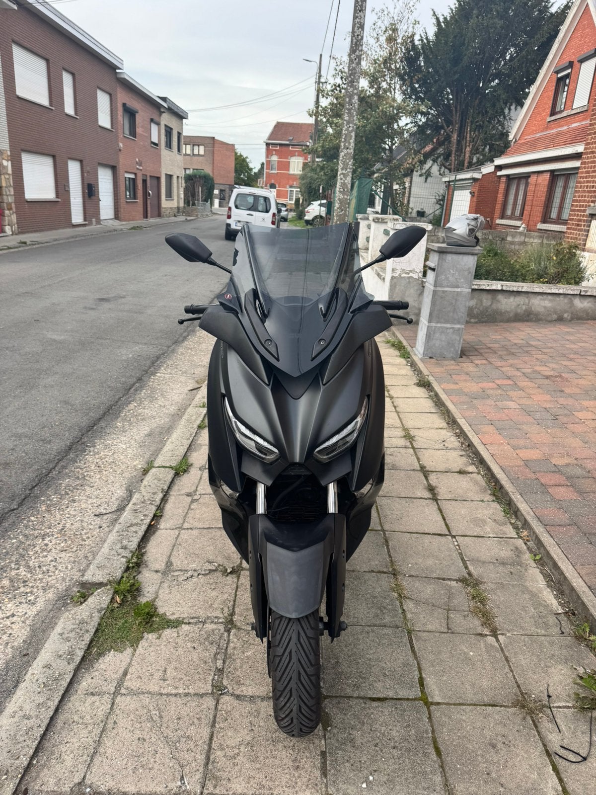 Xmax 125 ironmax, Enlèvement, Comme neuf