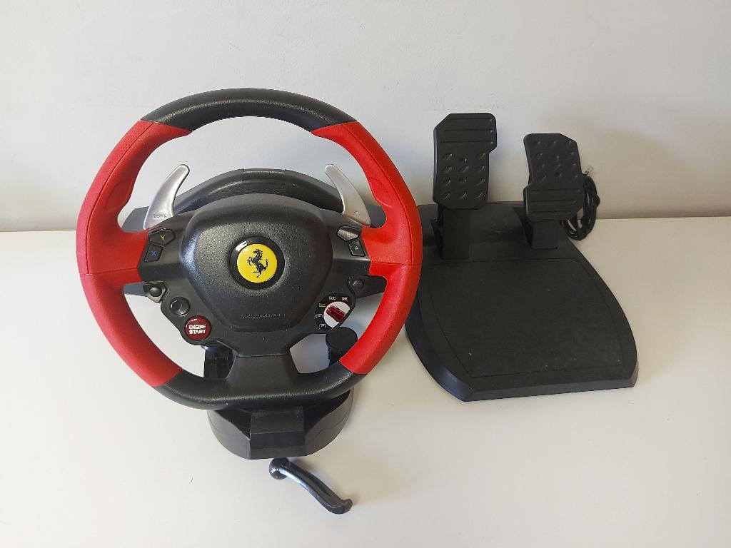 Volant Ferrari 458 Spider Wheel - XBOX, Consoles de jeu & Jeux vidéo, Consoles de jeu | Xbox | Accessoires, Utilisé, Xbox One