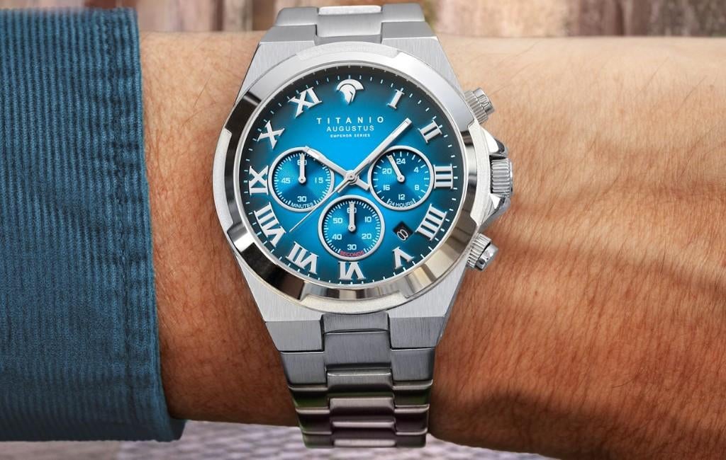 Titanio Augustus 24G.BL.06 horloge t.w.v € 499 nieuw!, Bijoux, Sacs & Beauté, Montres de sport, Enlèvement ou Envoi, Étanche, Neuf