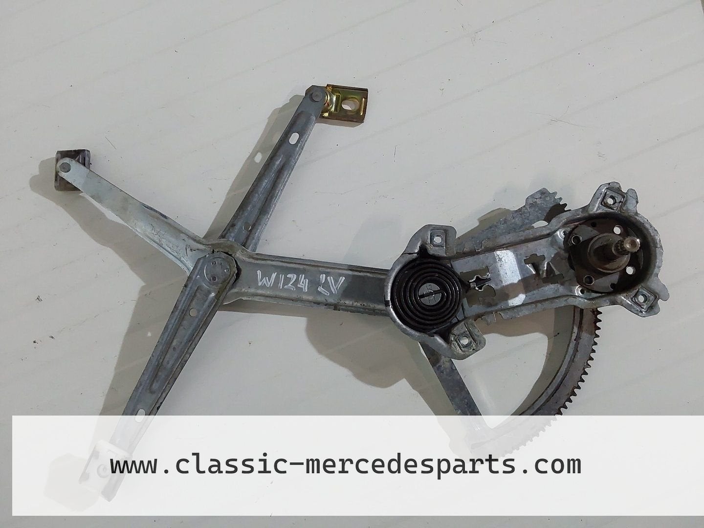 Raammechanisme handmatig Mercedes w124 links voor, Gebruikt, -, Ophalen of Verzenden, -