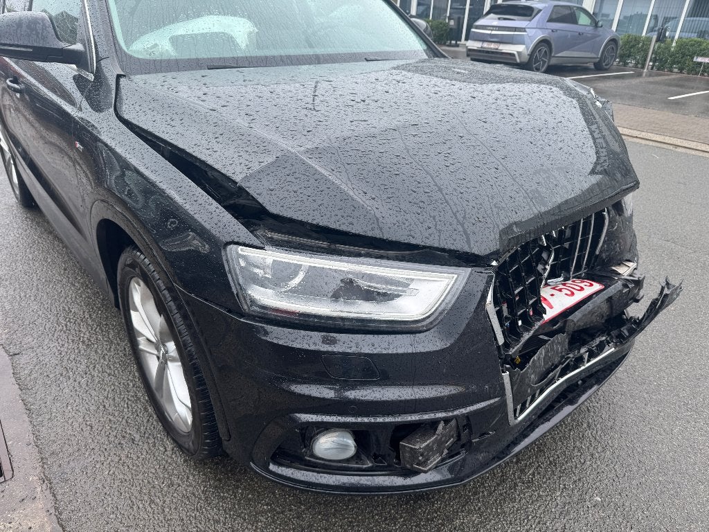 Q3 accident 2014 benzine 106tkm start en rijd 5750€, Auto's, 4 cilinders, Q3, Euro 6, 110 kW