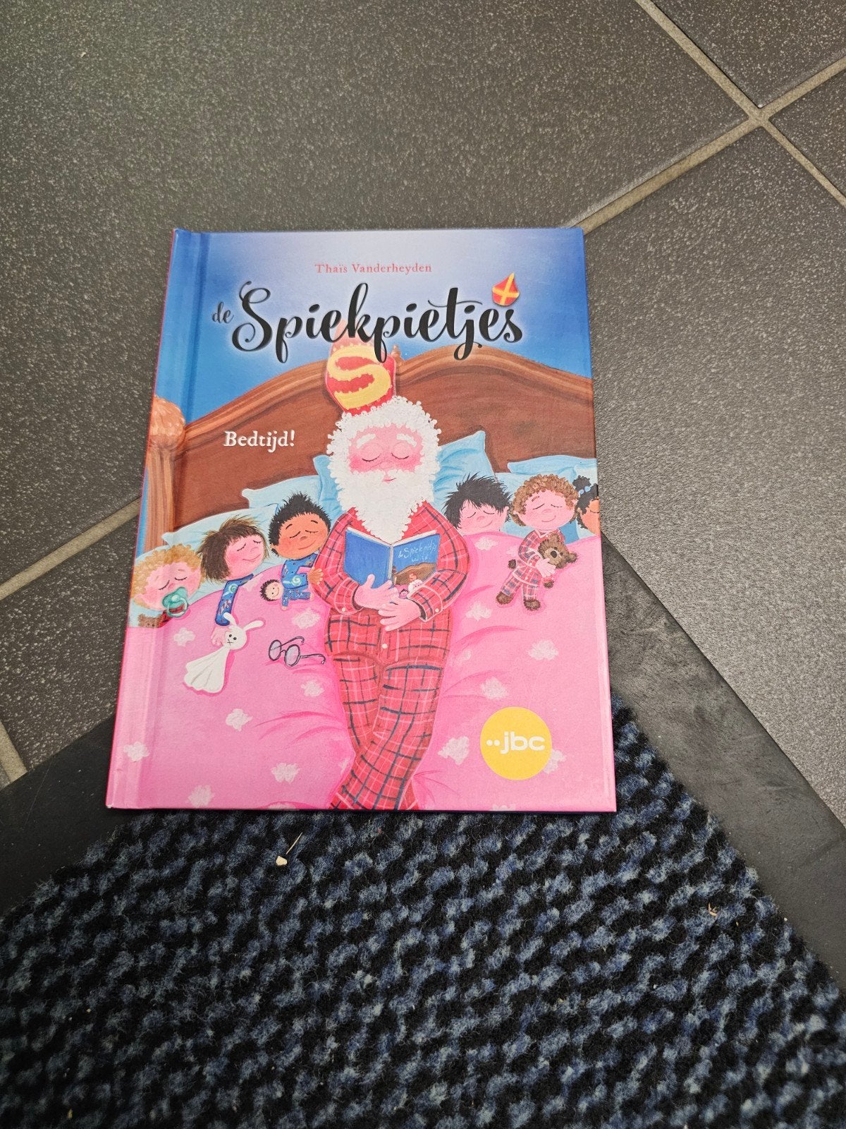 De spiekpietjes bedtijd, Boeken, Ophalen