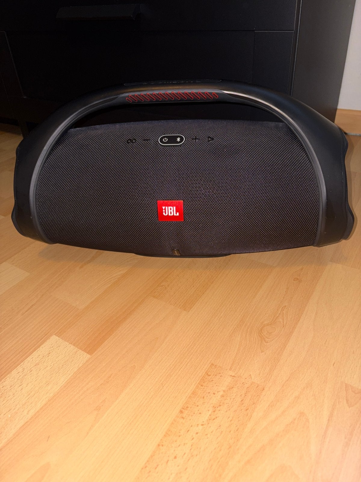JBL Boombox 2 — chargeur d'origine, TV, Hi-fi & Vidéo, Enceintes, Enlèvement, Utilisé, Enceinte portable, JBL