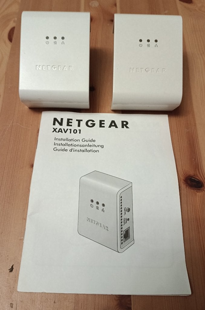 Kit 2 CPL Netgear XAV101 complet (Câbles + Notice), Informatique & Logiciels, Enlèvement, Comme neuf