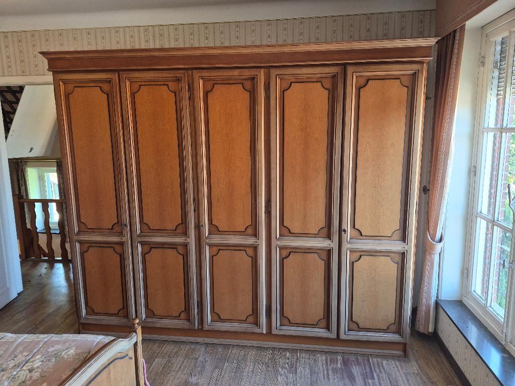 2 gratis kleerkasten, Ophalen, Met deur(en), Gebruikt, 200 cm of meer