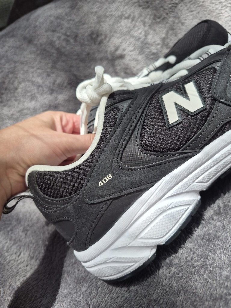 New Balance | herenschoenen | wit > zwart | 43 | nieuw, Vêtements | Hommes, Neuf, Enlèvement ou Envoi, New balance, Noir