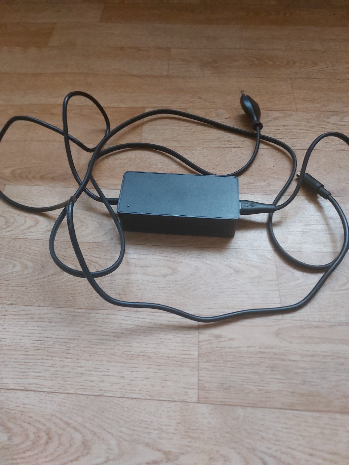 Chargeur Trotinette électrique Xiaomi Electric Scooter Elite, Fietsen en Brommers, Steps, Gebruikt, Ophalen
