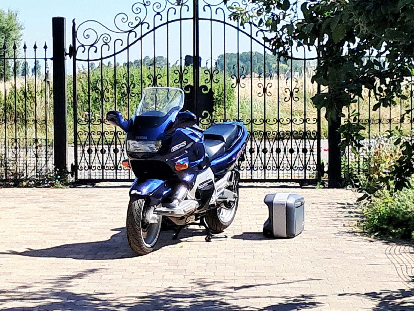 YAMAHA GTS 1000 A ABS - Seulement 24 199 km - État de la sal, Motos, Motos | Yamaha, Particulier, Tourisme, plus de 35 kW, 4 cylindres