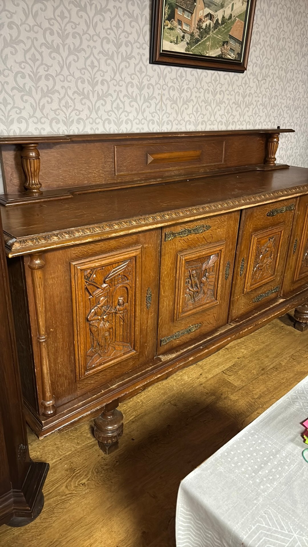Eiken kast met uitsnijding, Antiek en Kunst, Ophalen