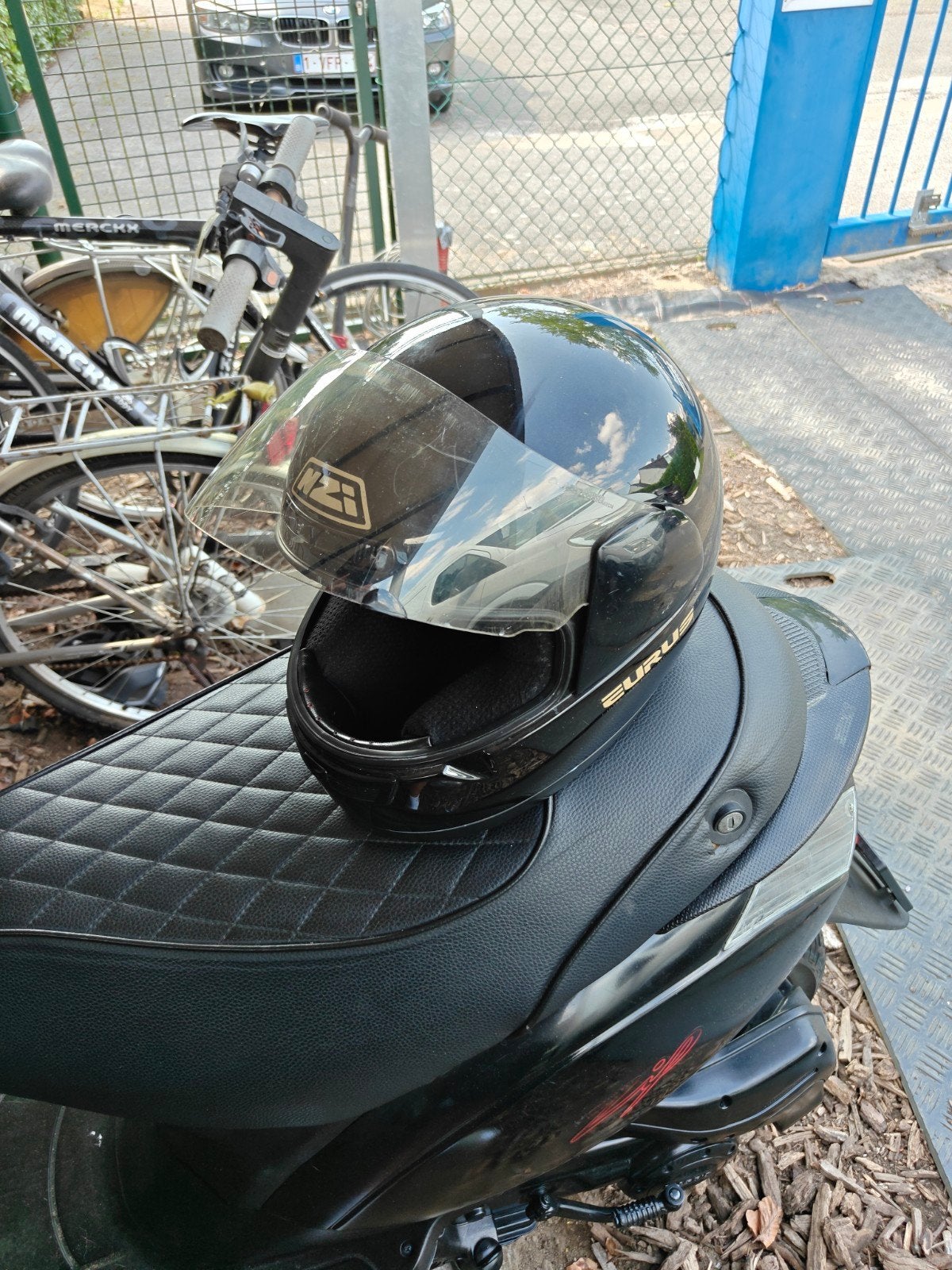 Brommer helm, Fietsen en Brommers, Ophalen