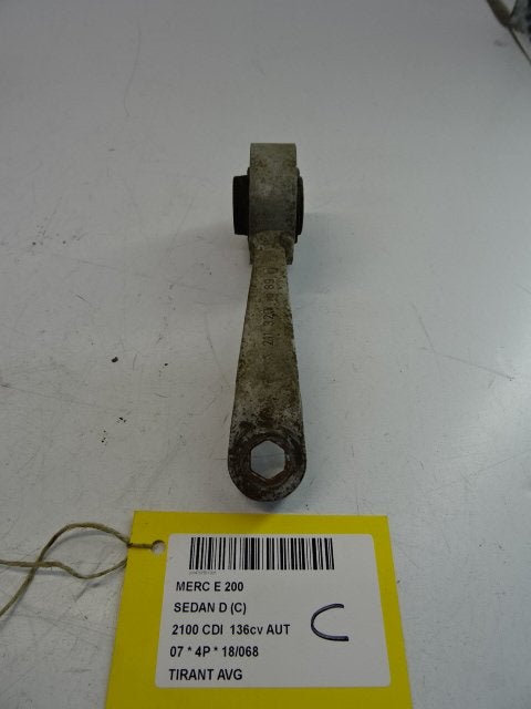 REACTIESTANG LINKS VOOR Mercedes-Benz E (W211), Gebruikt, Mercedes-Benz, Dialog.mb@mercedes-benz.com, Mercedes-Benz AG