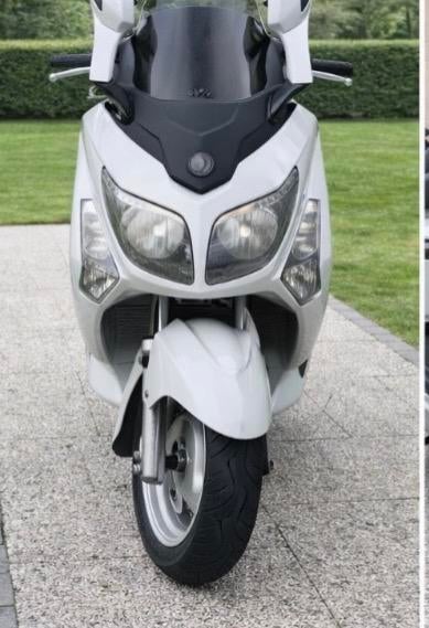 SYM GTS – Bouwjaar 2010 – 13.000 km – Zeer goed onderhouden, Fietsen en Brommers, Scooters | SYM, Ophalen