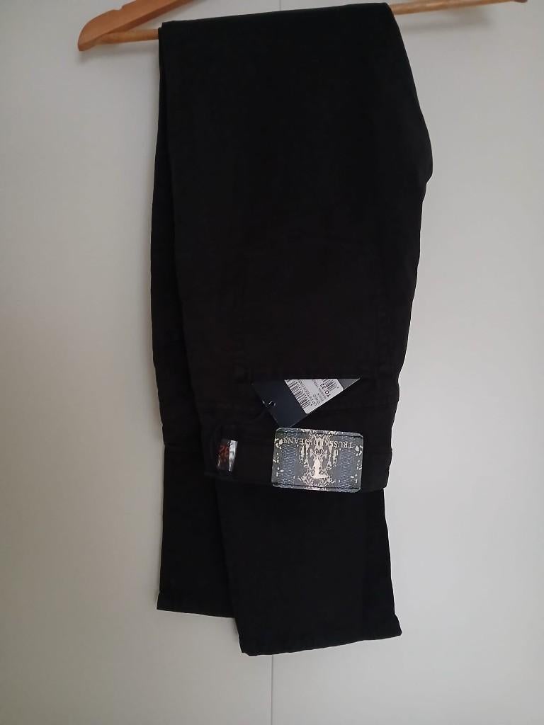 Trussardi Jeans - zwarte broek - maat32 - Nieuw met kaartjes, Zwart, Nieuw, Ophalen of Verzenden, Lang